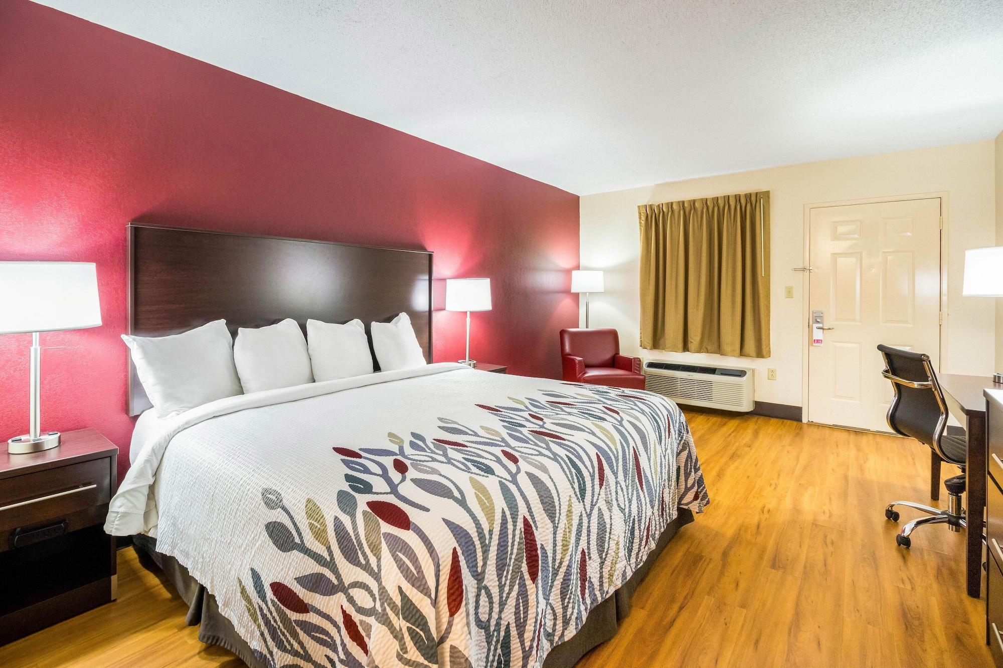 Red Roof Inn Clarksville Exterior photo