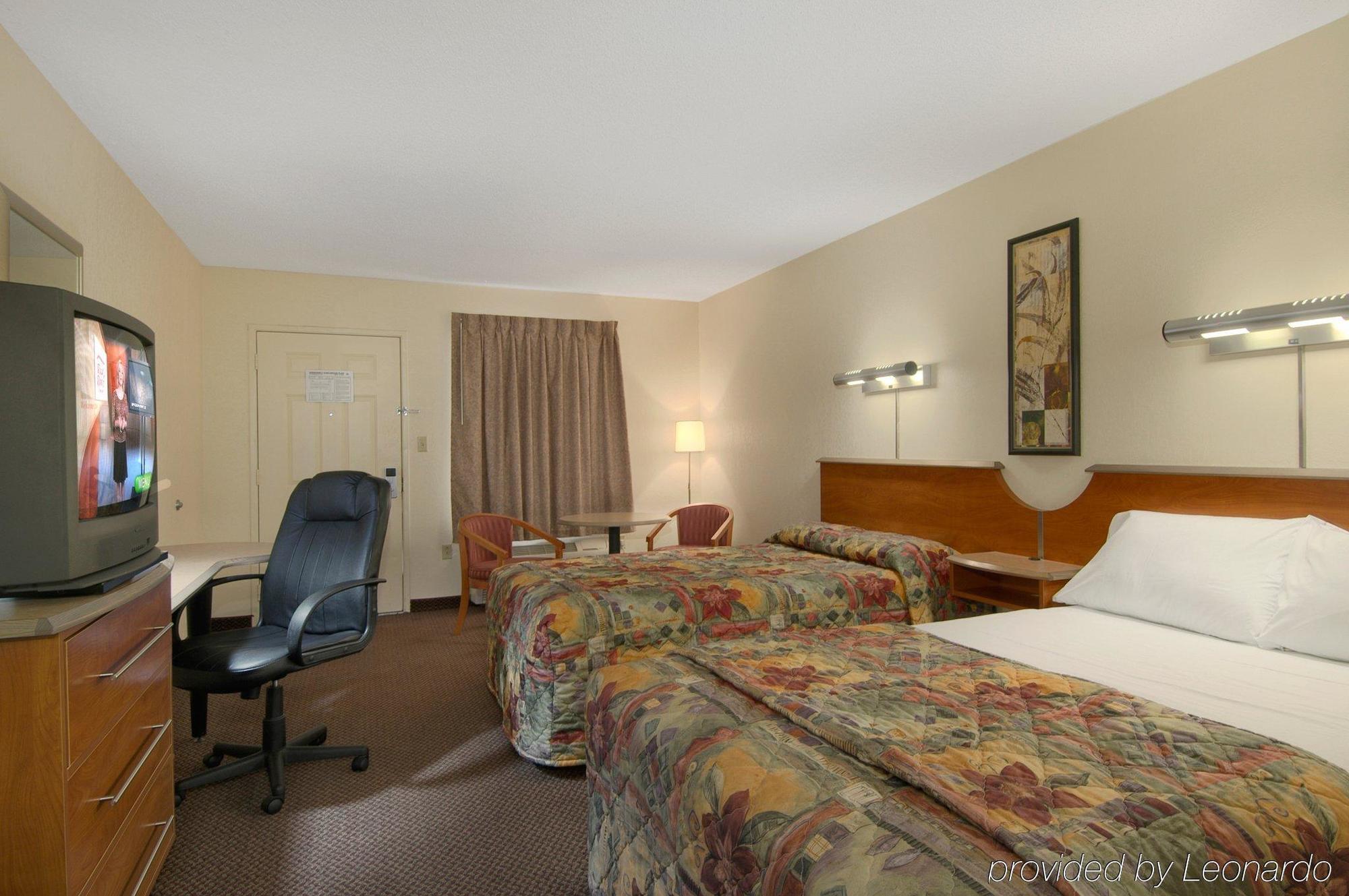 Red Roof Inn Clarksville Room photo